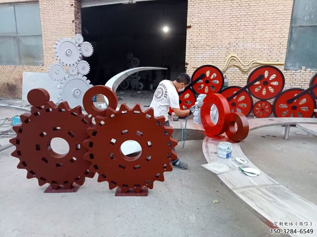 鋼管齒輪雕塑 異形噴水工業(yè)雕塑 農(nóng)村機(jī)械雕塑