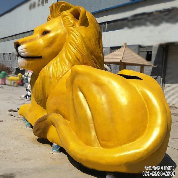 臥式玻璃鋼彩繪獅子雕塑，動物仿真效果