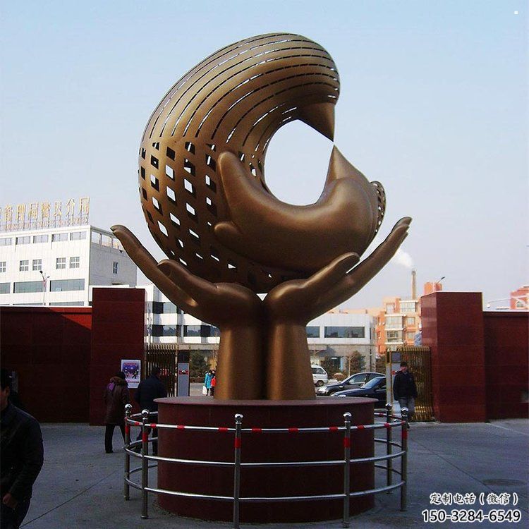雙手雕塑系列精選，小區雕塑，不銹鋼雙手雕塑定做廠家