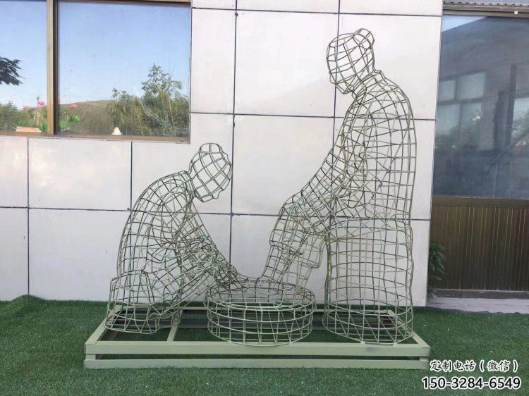 鏤空洗腳雕塑制作，園林裝飾，鐵藝孝道人物雕塑