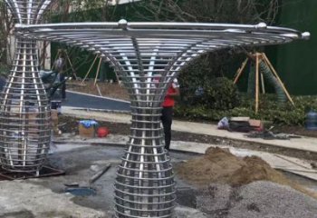 遮陽樹雕塑，彩鋼制作，景觀鏤空遮陽樹雕塑優(yōu)價