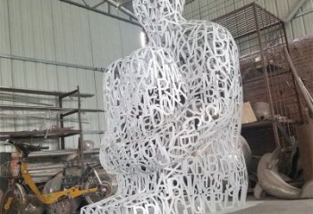 連云港大型鏤空人物雕塑常用，戶外擺放，鐵藝字母人物雕塑展示