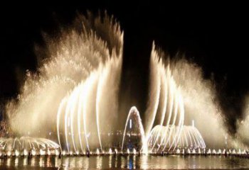西夏水景程控噴泉雕塑，高噴循環噴水方式設計制作