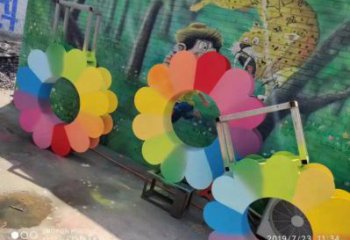 黃南金銀花雕塑廠家，景區(qū)雕塑，城市不銹鋼金銀花雕塑