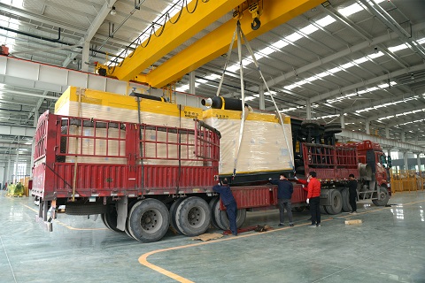 華全電力500kw移動(dòng)拖車(chē)柴油發(fā)電機(jī)組項(xiàng)目